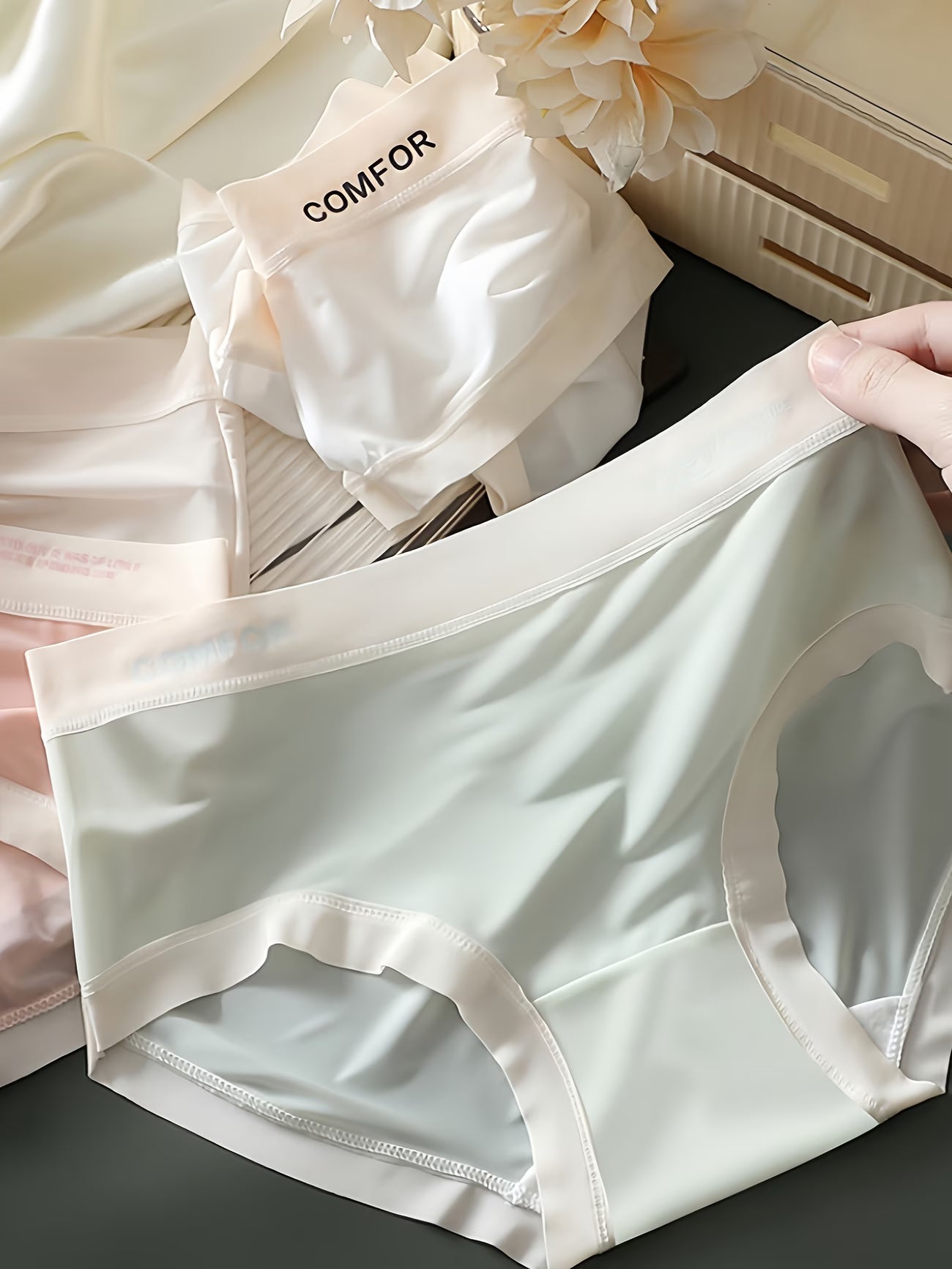 Premium Women’s Seamless Underwear | Ultra-Soft Breathable Stretch Panties for Daily Comfort( pack of 3 )